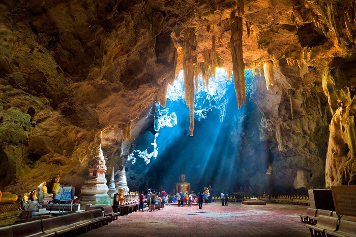 https://mdw-travel-data-us-east-1.s3.amazonaws.com/img/country/Thailand/Tham-Pla-Cave/img_01.jpg