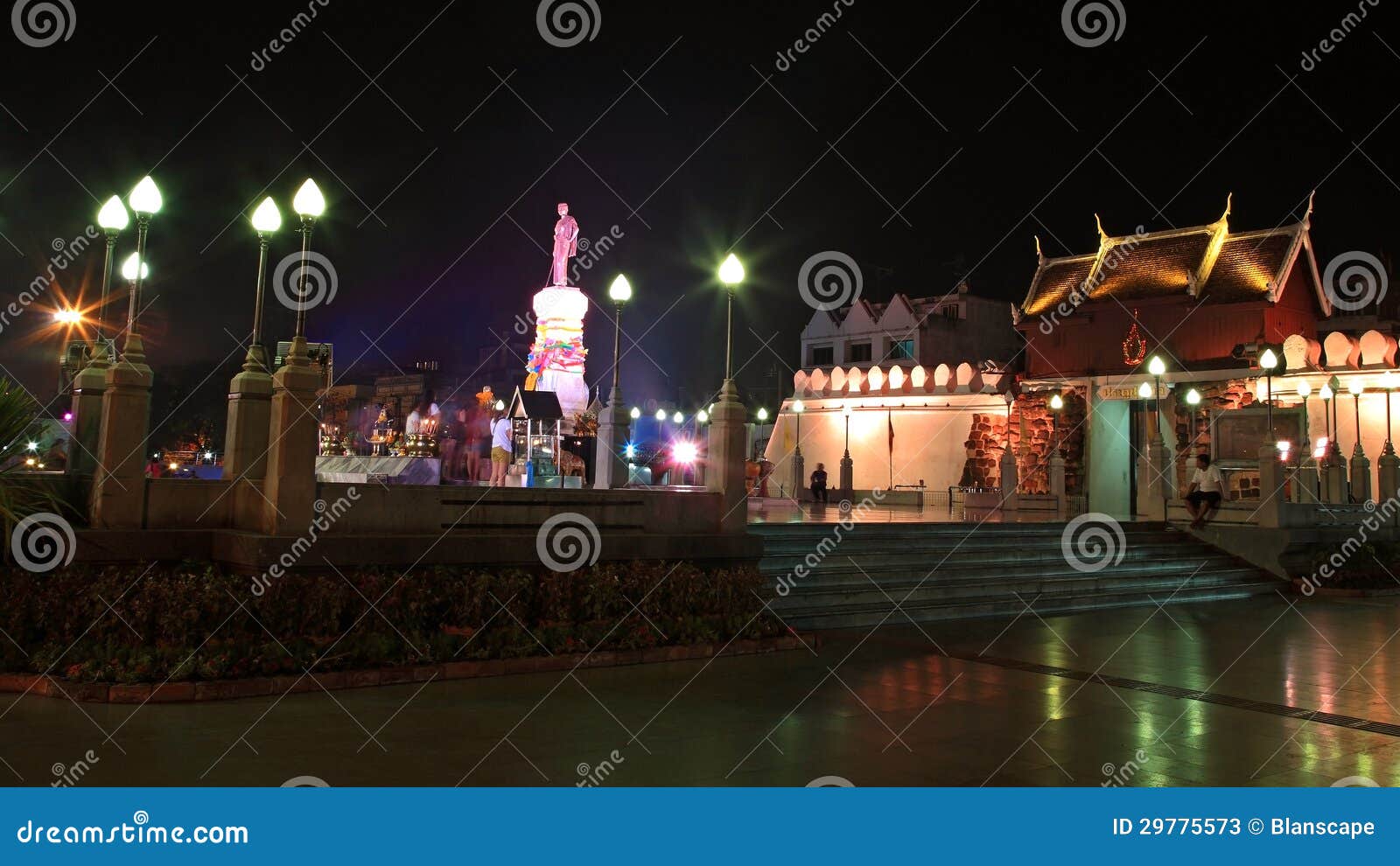 https://mdw-travel-data-us-east-1.s3.amazonaws.com/img/country/Thailand/Thao-Suranaree-Monument/img_00.jpg