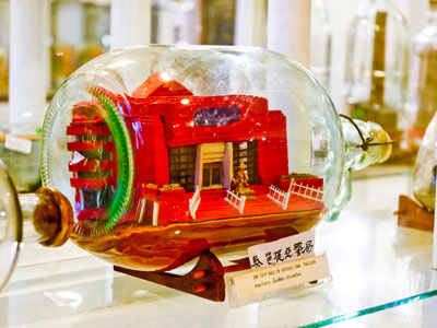 https://mdw-travel-data-us-east-1.s3.amazonaws.com/img/country/Thailand/The-Bottle-Art-Museum/img_03.jpg