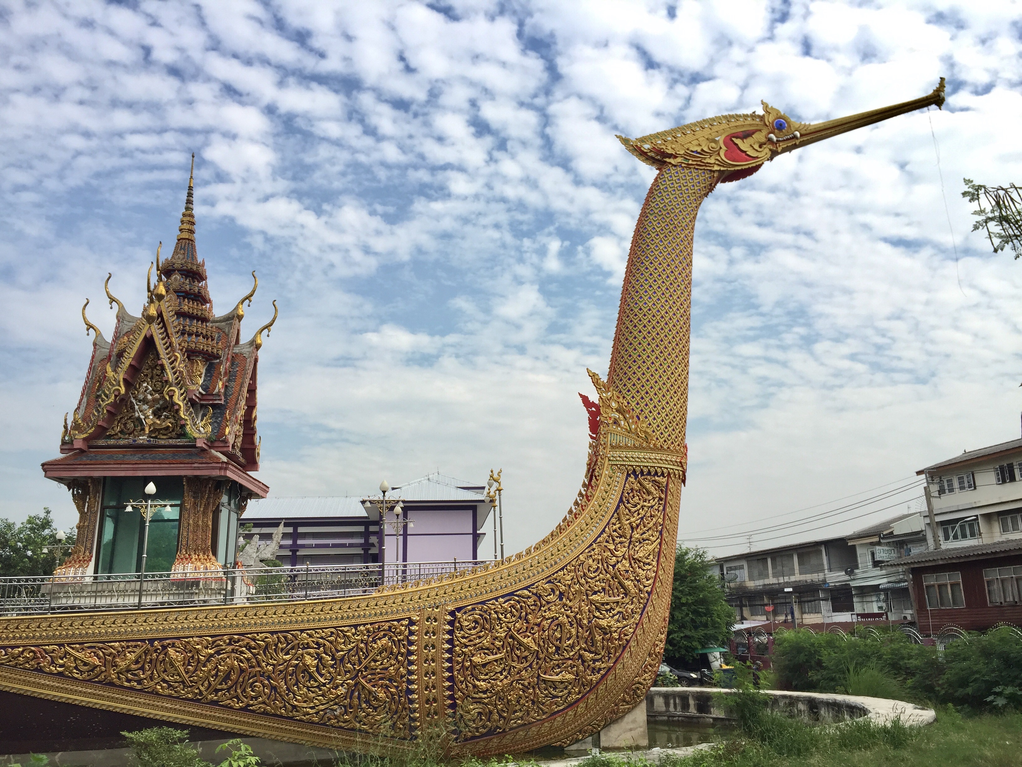 https://mdw-travel-data-us-east-1.s3.amazonaws.com/img/country/Thailand/Wat-Chalo/img_01.jpg