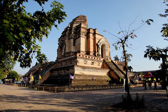 https://mdw-travel-data-us-east-1.s3.amazonaws.com/img/country/Thailand/Wat-Chedi-Phutthaisawan/img_01.jpg