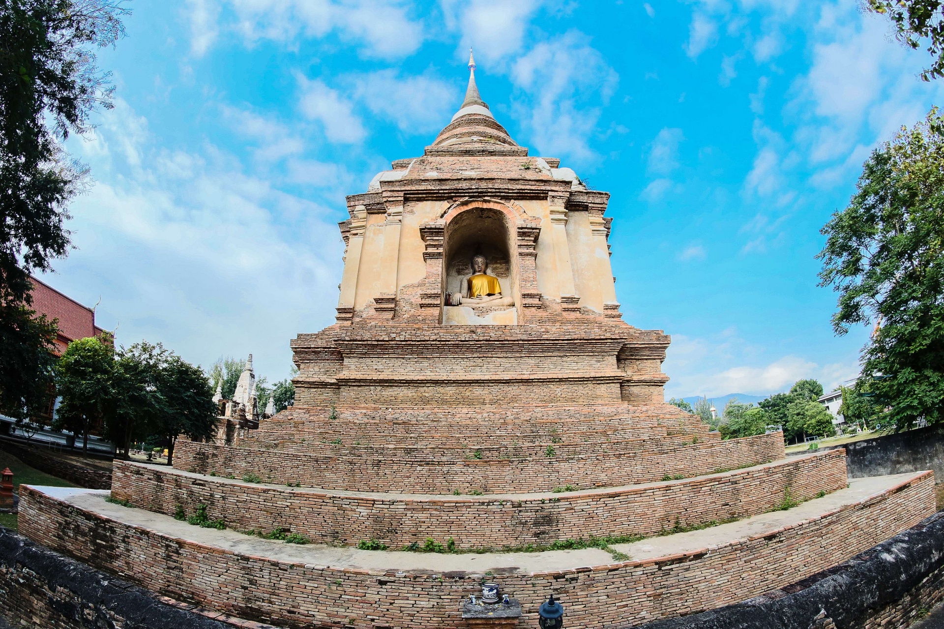 https://mdw-travel-data-us-east-1.s3.amazonaws.com/img/country/Thailand/Wat-Chet-Yot--Wat-Maha-Photharam-/img_01.jpg