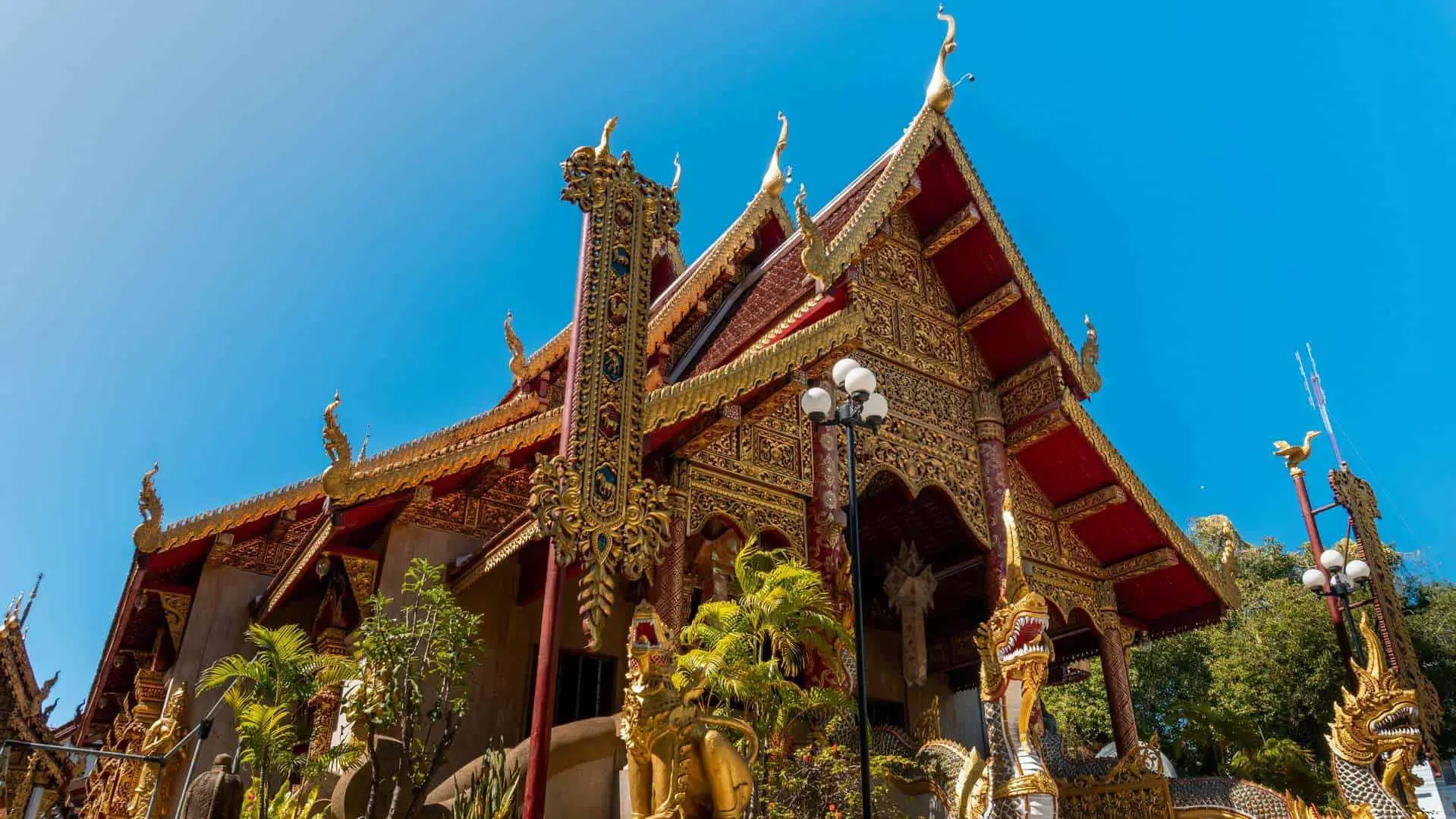 https://mdw-travel-data-us-east-1.s3.amazonaws.com/img/country/Thailand/Wat-Klang-Wiang/img_01.jpg