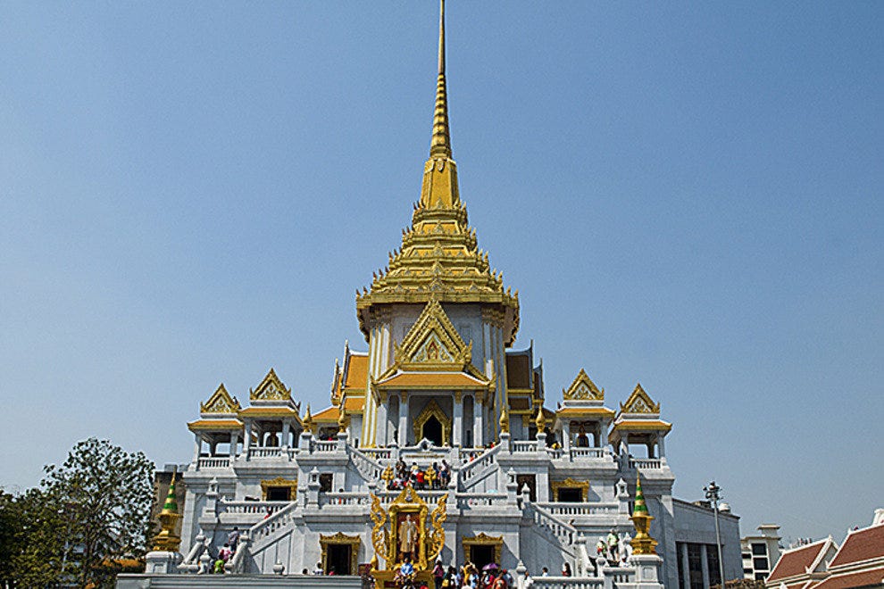 https://mdw-travel-data-us-east-1.s3.amazonaws.com/img/country/Thailand/Wat-Krieng-Krai/img_02.jpg