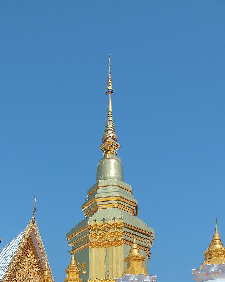 https://mdw-travel-data-us-east-1.s3.amazonaws.com/img/country/Thailand/Wat-Phra-That-Chom-Kitti/img_02.jpg