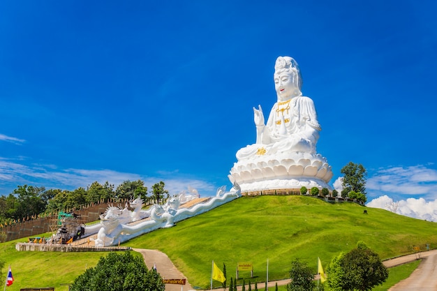 https://mdw-travel-data-us-east-1.s3.amazonaws.com/img/country/Thailand/Wat-Sri-Guan-Ma/img_02.jpg