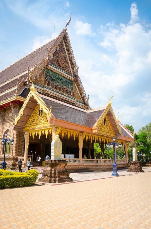 https://mdw-travel-data-us-east-1.s3.amazonaws.com/img/country/Thailand/Wat-Tham-Mongkhon-Thamma-Vipassana/img_01.jpg