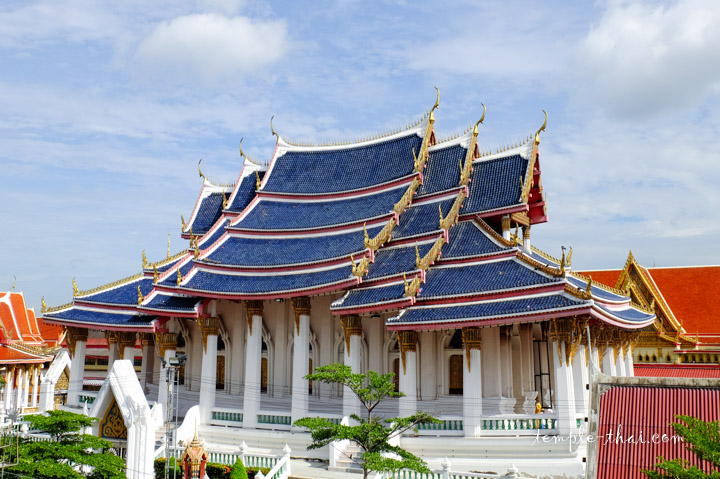 https://mdw-travel-data-us-east-1.s3.amazonaws.com/img/country/Thailand/Wat-Trapang-Thong-Lang/img_02.jpg