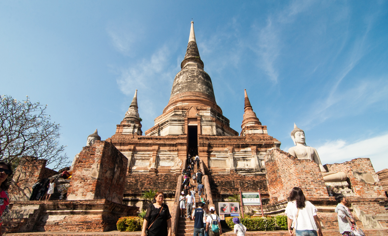 https://mdw-travel-data-us-east-1.s3.amazonaws.com/img/country/Thailand/Wat-Yai-Chai-Mongkhon/img_01.jpg
