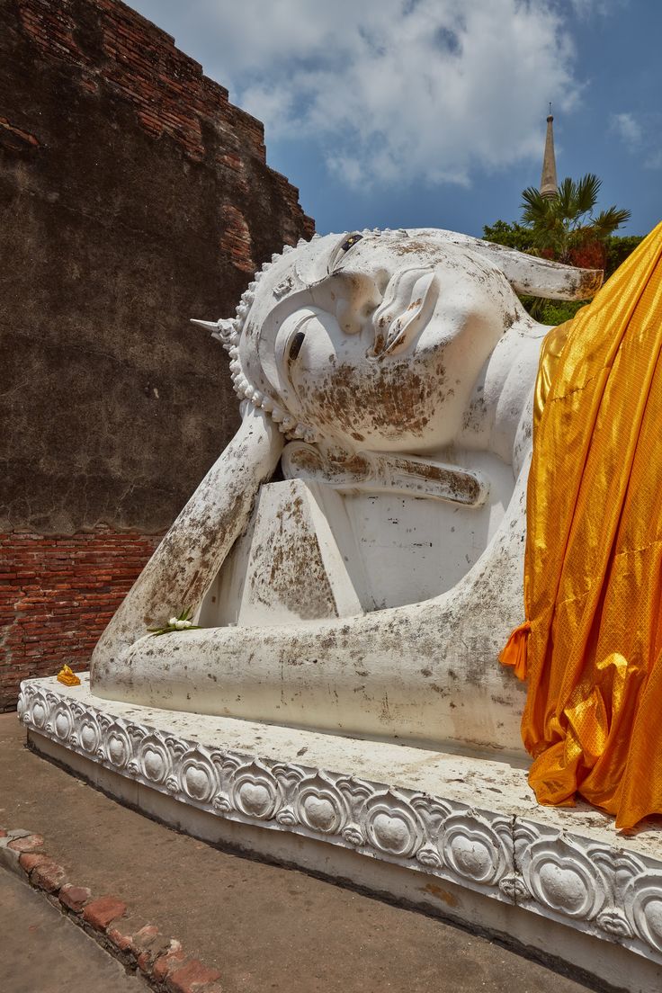 https://mdw-travel-data-us-east-1.s3.amazonaws.com/img/country/Thailand/Wat-Yai-Chai-Mongkhon/img_02.jpg