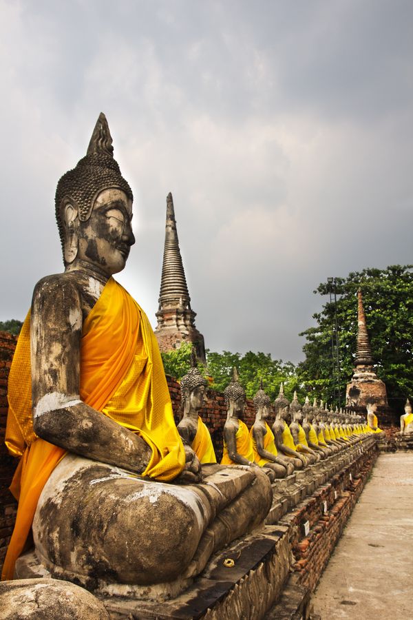 https://mdw-travel-data-us-east-1.s3.amazonaws.com/img/country/Thailand/Wat-Yai-Chai-Mongkol/img_03.jpg