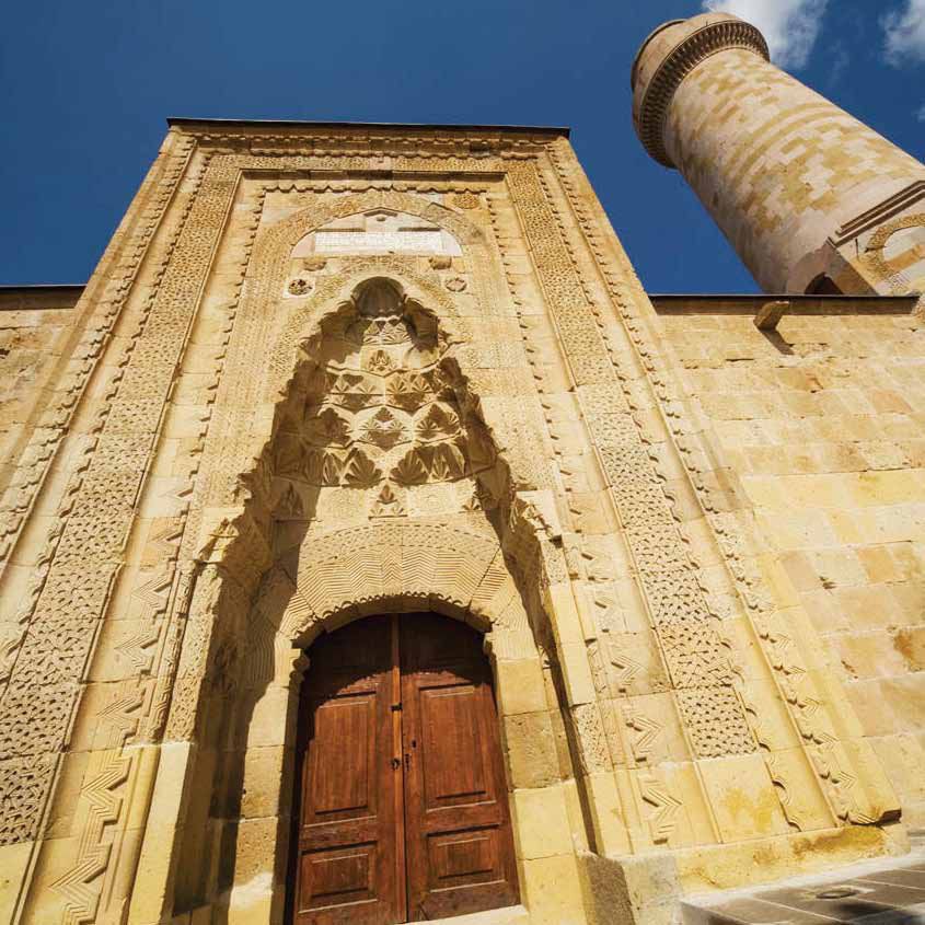 https://mdw-travel-data-us-east-1.s3.amazonaws.com/img/country/Turkey/Alaaddin-Mosque/img_02.jpg