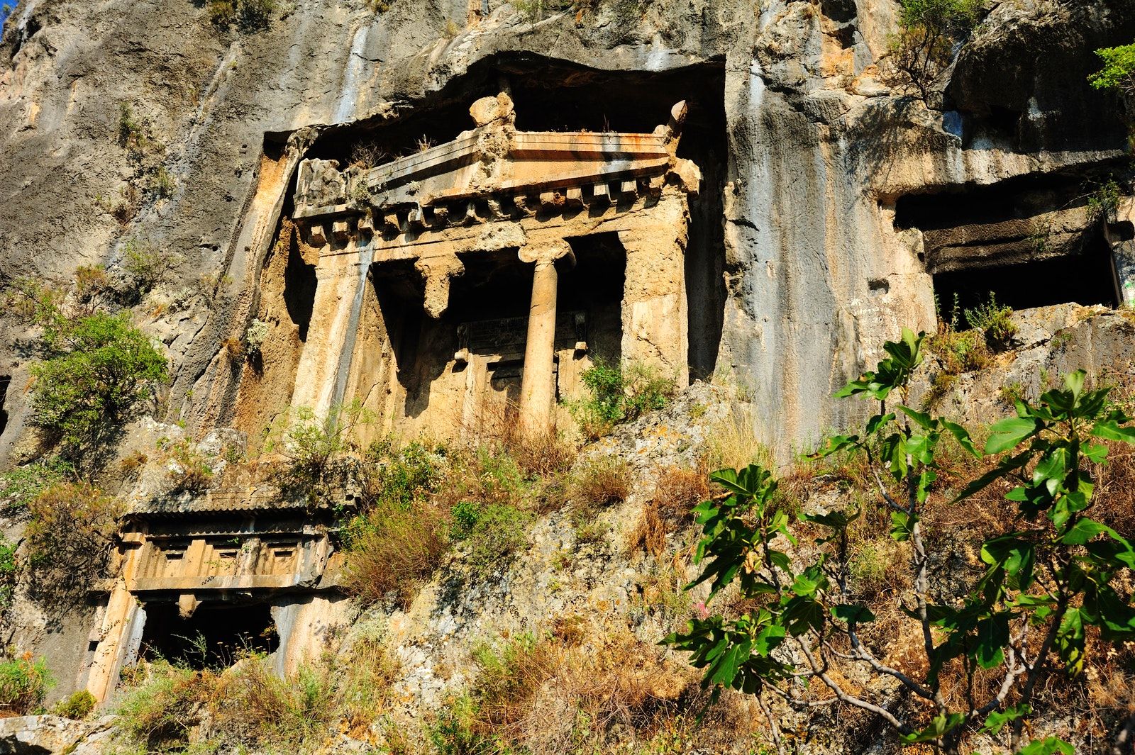 https://mdw-travel-data-us-east-1.s3.amazonaws.com/img/country/Turkey/Amyntas-Rock-Tomb/img_01.jpg