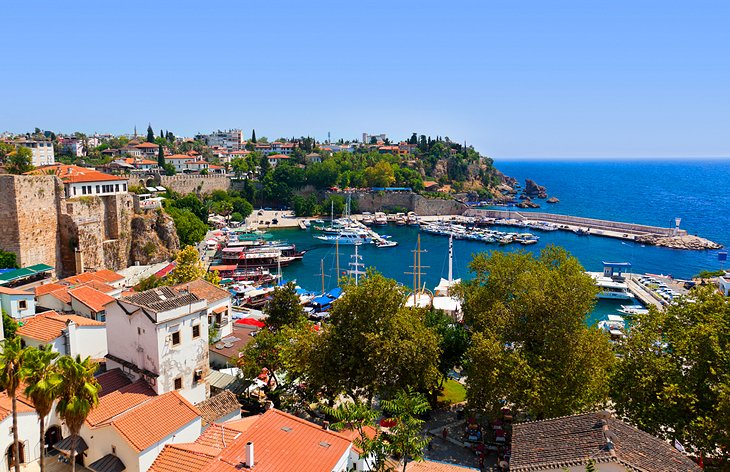 https://mdw-travel-data-us-east-1.s3.amazonaws.com/img/country/Turkey/Antalya-Beach-Park/img_01.jpg