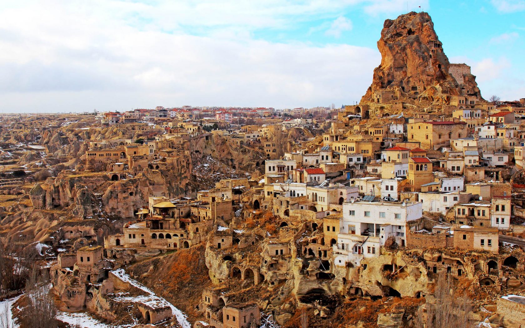 https://mdw-travel-data-us-east-1.s3.amazonaws.com/img/country/Turkey/Arakli-Camlik/img_03.jpg
