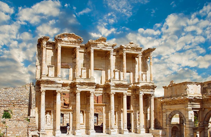 https://mdw-travel-data-us-east-1.s3.amazonaws.com/img/country/Turkey/Archeological-Museum/img_03.jpg