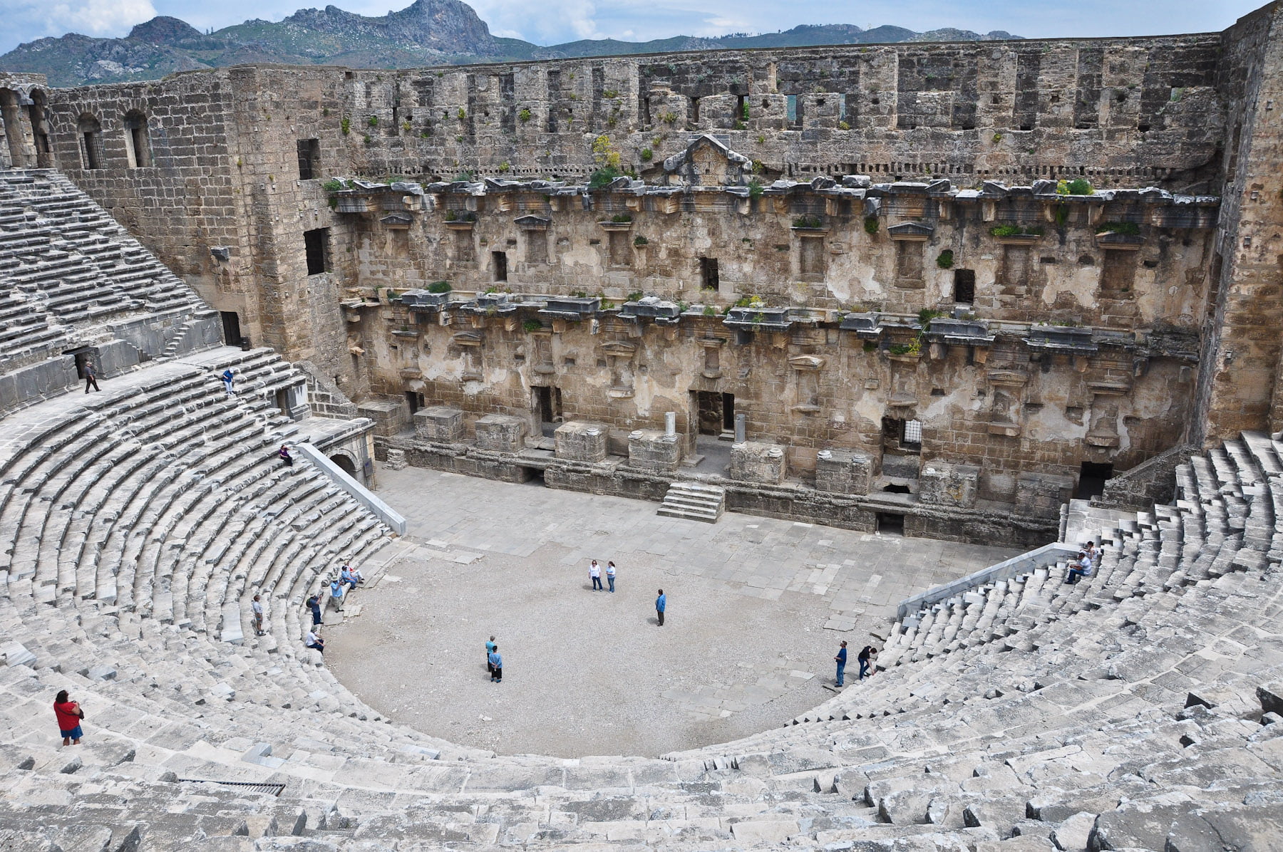 https://mdw-travel-data-us-east-1.s3.amazonaws.com/img/country/Turkey/Aspendos/img_00.jpg