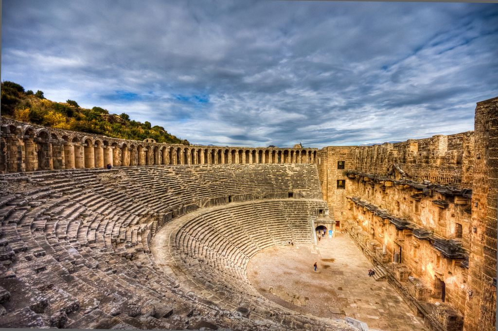 https://mdw-travel-data-us-east-1.s3.amazonaws.com/img/country/Turkey/Aspendos/img_01.jpg
