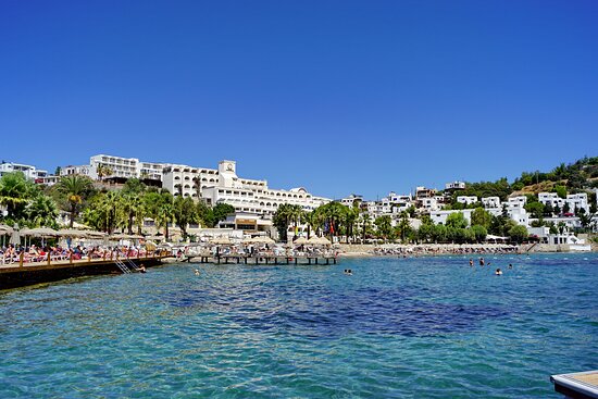 https://mdw-travel-data-us-east-1.s3.amazonaws.com/img/country/Turkey/Bar-Street-Bardakci/img_01.jpg