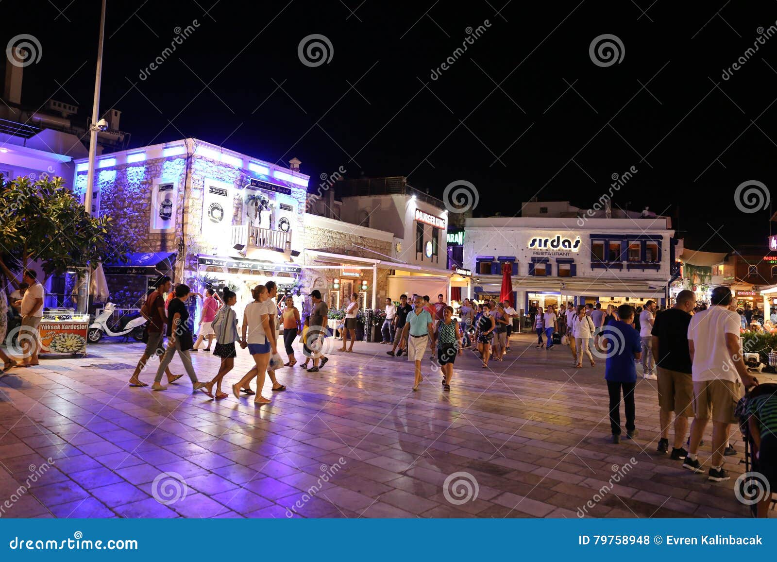 https://mdw-travel-data-us-east-1.s3.amazonaws.com/img/country/Turkey/Bar-Street-Bardakci/img_02.jpg