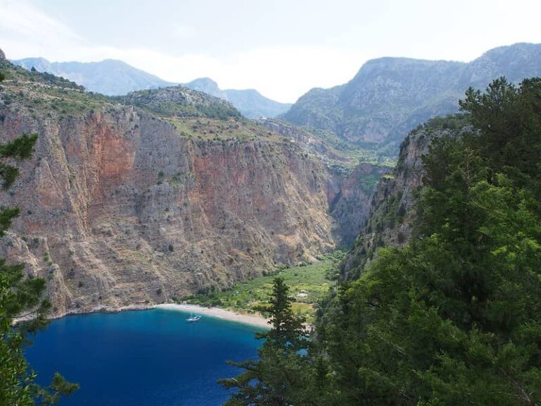 https://mdw-travel-data-us-east-1.s3.amazonaws.com/img/country/Turkey/Butterfly-Valley/img_00.jpg