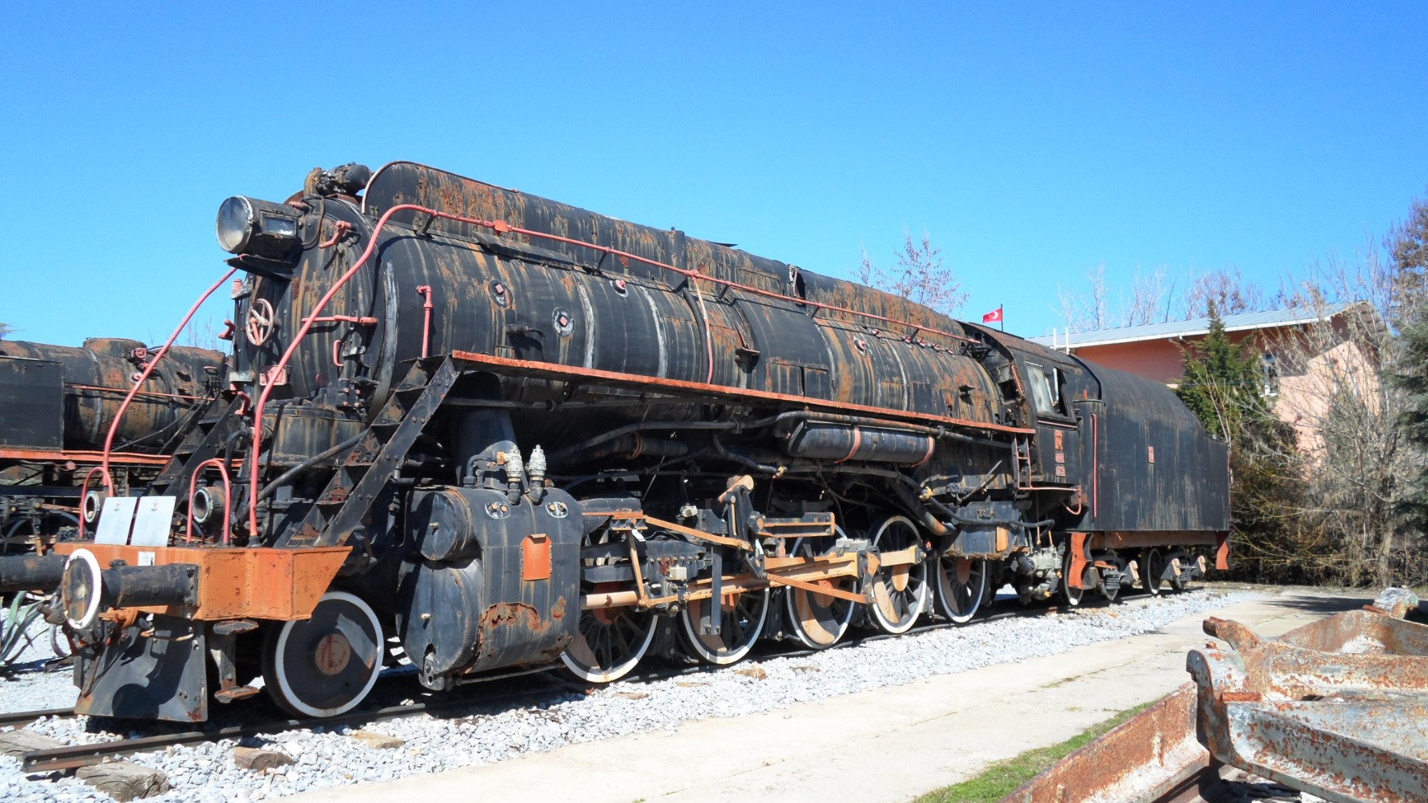 https://mdw-travel-data-us-east-1.s3.amazonaws.com/img/country/Turkey/Camlik-Steam-Museum/img_00.jpg