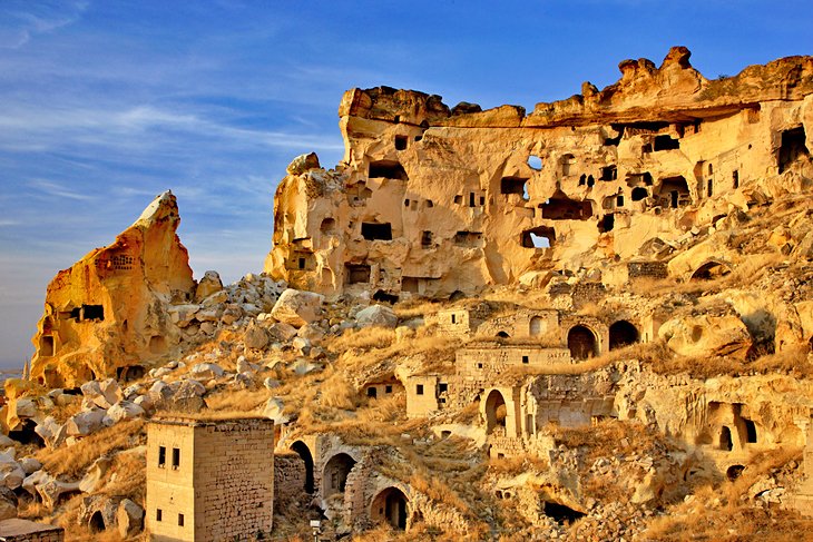 https://mdw-travel-data-us-east-1.s3.amazonaws.com/img/country/Turkey/Cappadocia/img_01.jpg