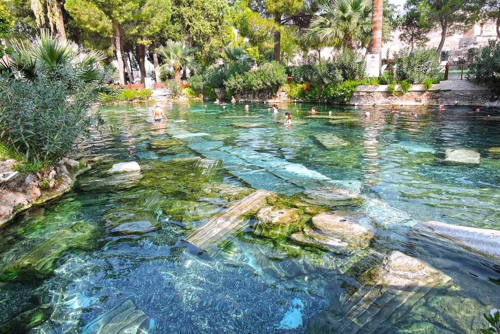 https://mdw-travel-data-us-east-1.s3.amazonaws.com/img/country/Turkey/Cleopatra-Pools/img_00.jpg