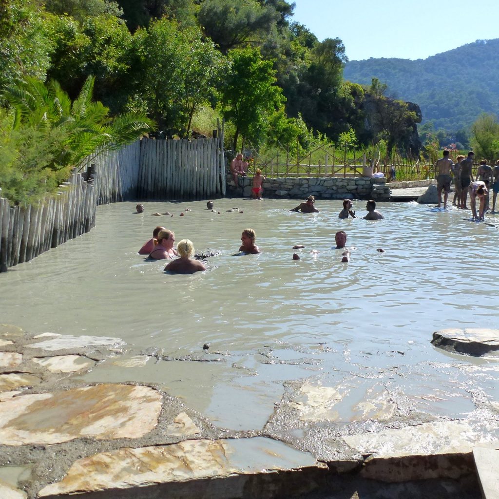 https://mdw-travel-data-us-east-1.s3.amazonaws.com/img/country/Turkey/Dalyan-Mud-Baths/img_01.jpg