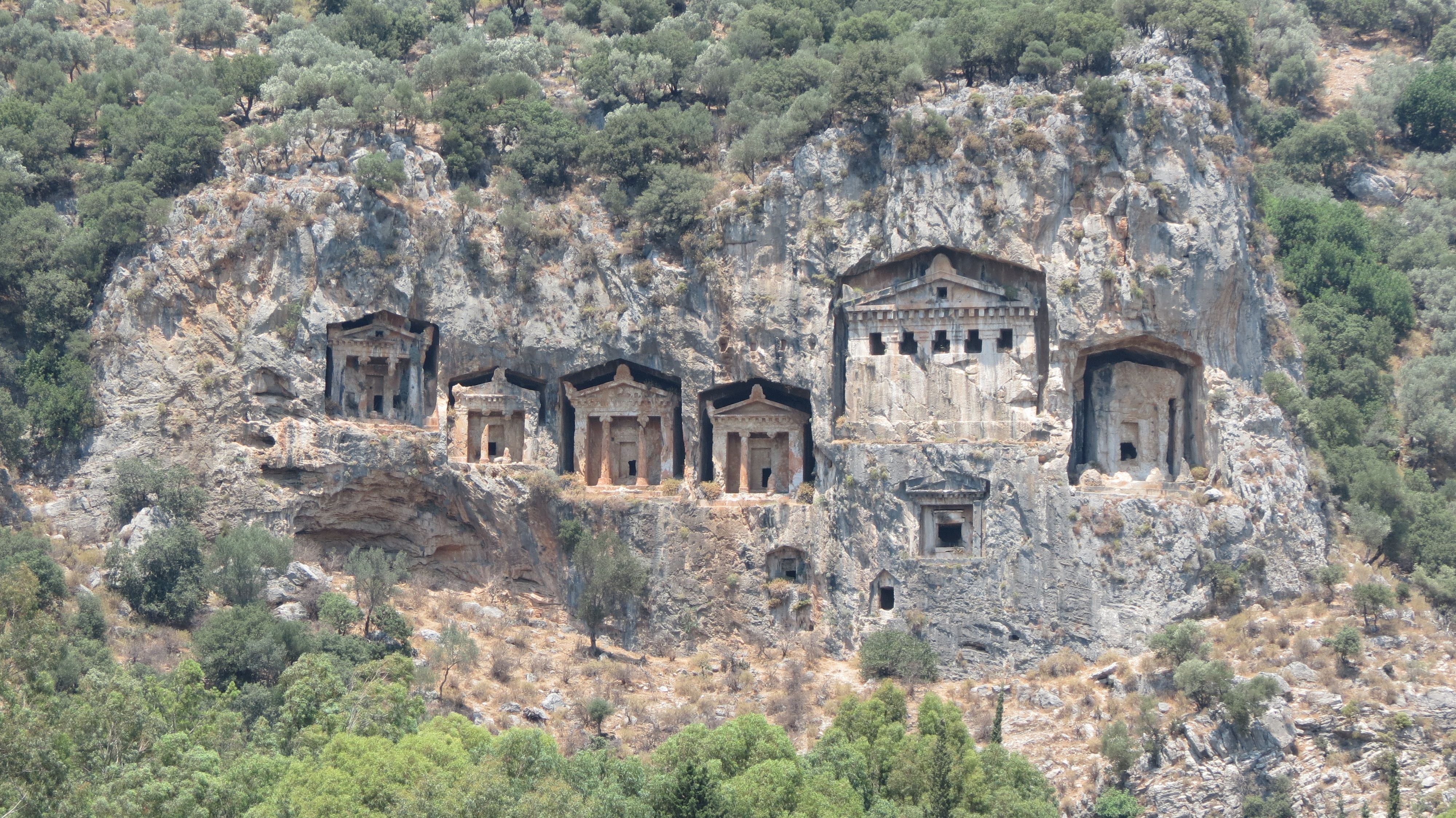 https://mdw-travel-data-us-east-1.s3.amazonaws.com/img/country/Turkey/Dalyan-Rock-Tombs/img_01.jpg