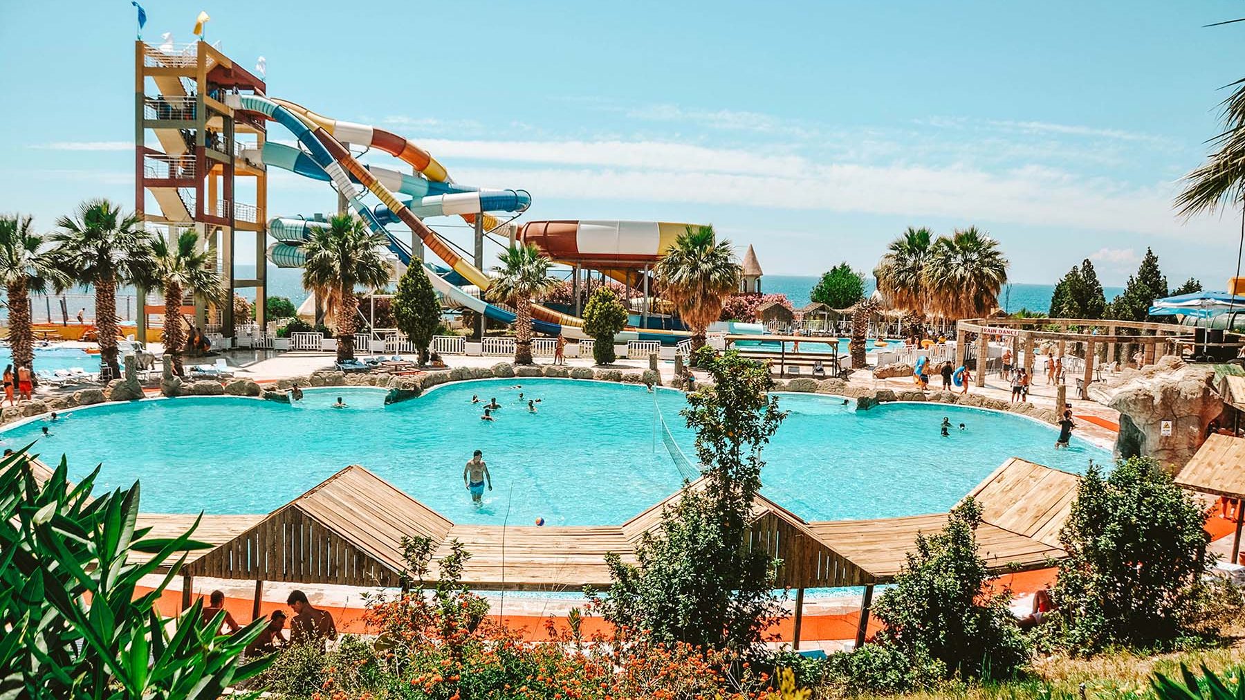 https://mdw-travel-data-us-east-1.s3.amazonaws.com/img/country/Turkey/Didim-Aquapark/img_02.jpg