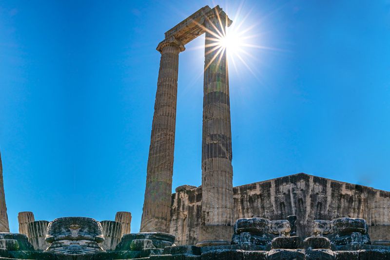 https://mdw-travel-data-us-east-1.s3.amazonaws.com/img/country/Turkey/Didyma/img_00.jpg