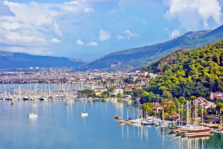 https://mdw-travel-data-us-east-1.s3.amazonaws.com/img/country/Turkey/Fethiye-Old-Town/img_02.jpg