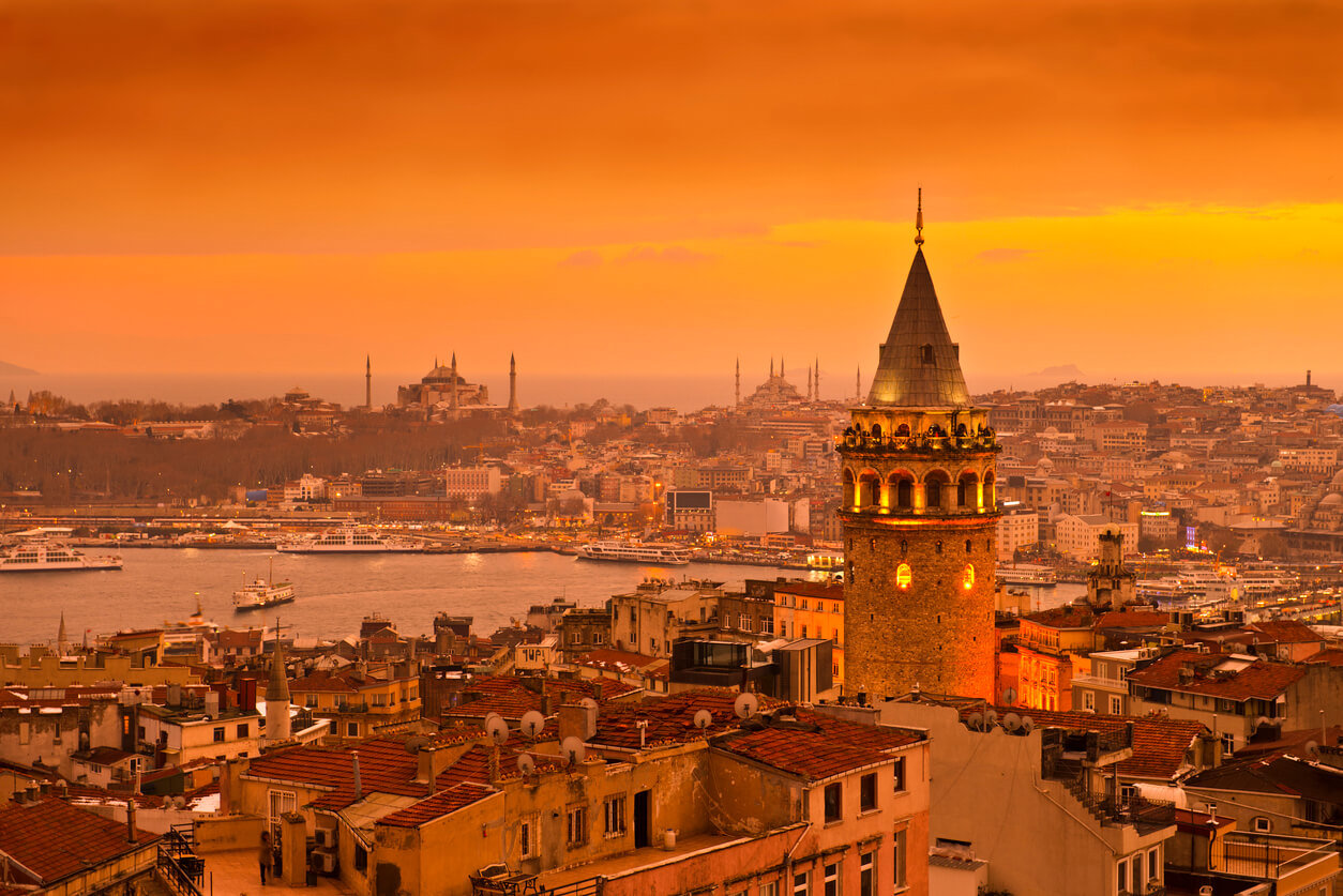 https://mdw-travel-data-us-east-1.s3.amazonaws.com/img/country/Turkey/Galata-Tower/img_01.jpg