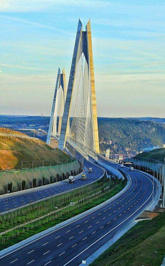 https://mdw-travel-data-us-east-1.s3.amazonaws.com/img/country/Turkey/Girnavaz-Bridge/img_03.jpg