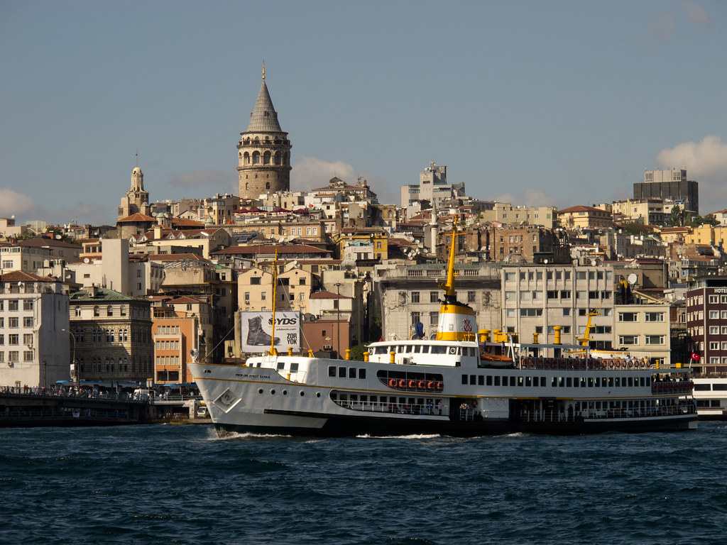 https://mdw-travel-data-us-east-1.s3.amazonaws.com/img/country/Turkey/Golden-Horn/img_03.jpg