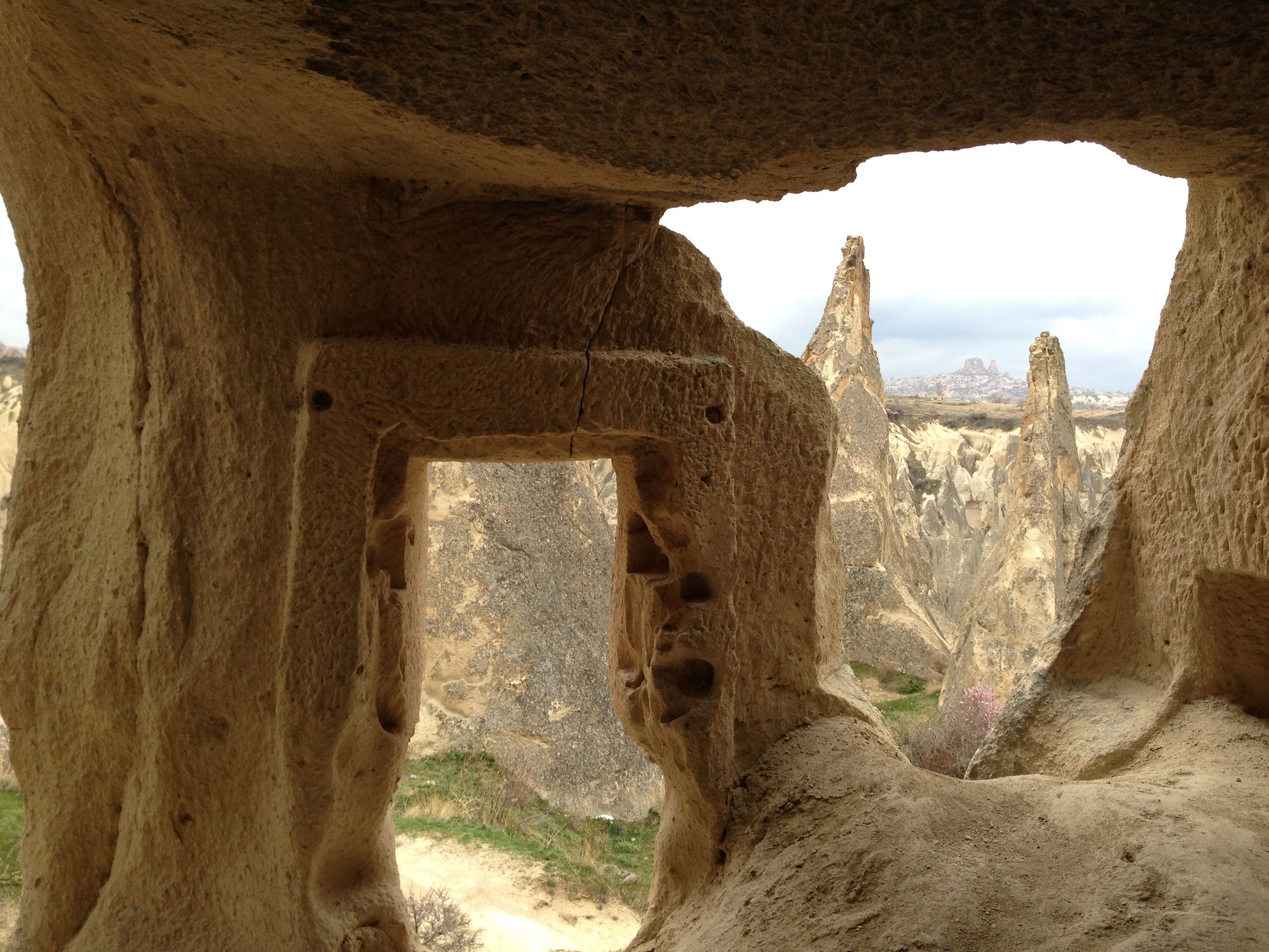 https://mdw-travel-data-us-east-1.s3.amazonaws.com/img/country/Turkey/Goreme-National-Park/img_01.jpg