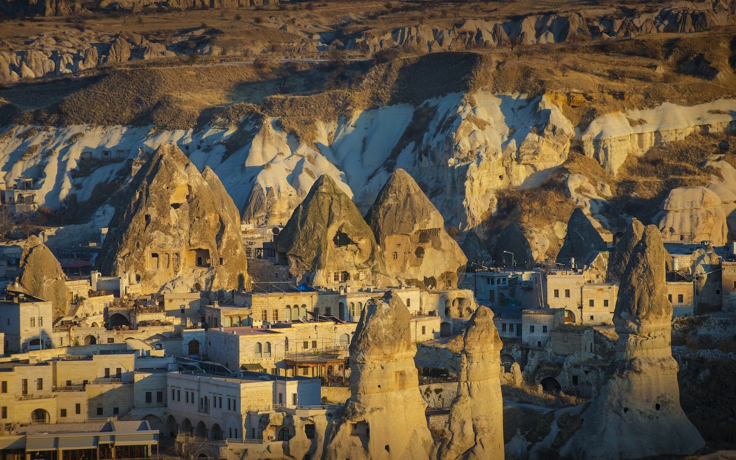https://mdw-travel-data-us-east-1.s3.amazonaws.com/img/country/Turkey/Goreme-National-Park/img_02.jpg
