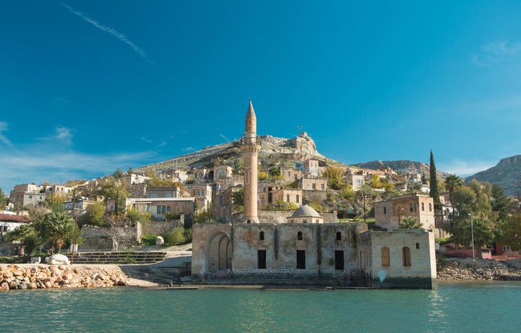 https://mdw-travel-data-us-east-1.s3.amazonaws.com/img/country/Turkey/Halfeti/img_03.jpg