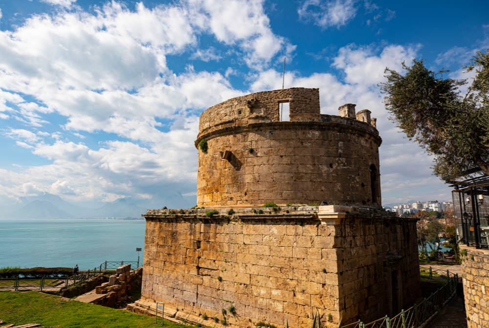 https://mdw-travel-data-us-east-1.s3.amazonaws.com/img/country/Turkey/Hidirlik-Tower/img_03.jpg