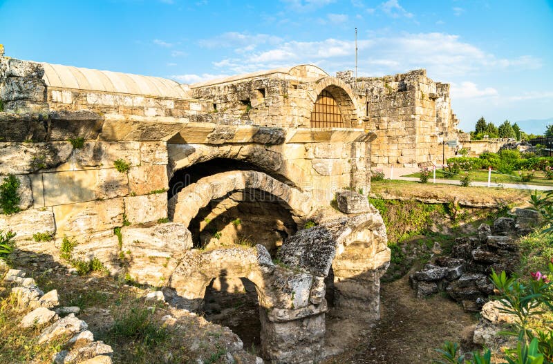 https://mdw-travel-data-us-east-1.s3.amazonaws.com/img/country/Turkey/Hierapolis-Museum/img_02.jpg