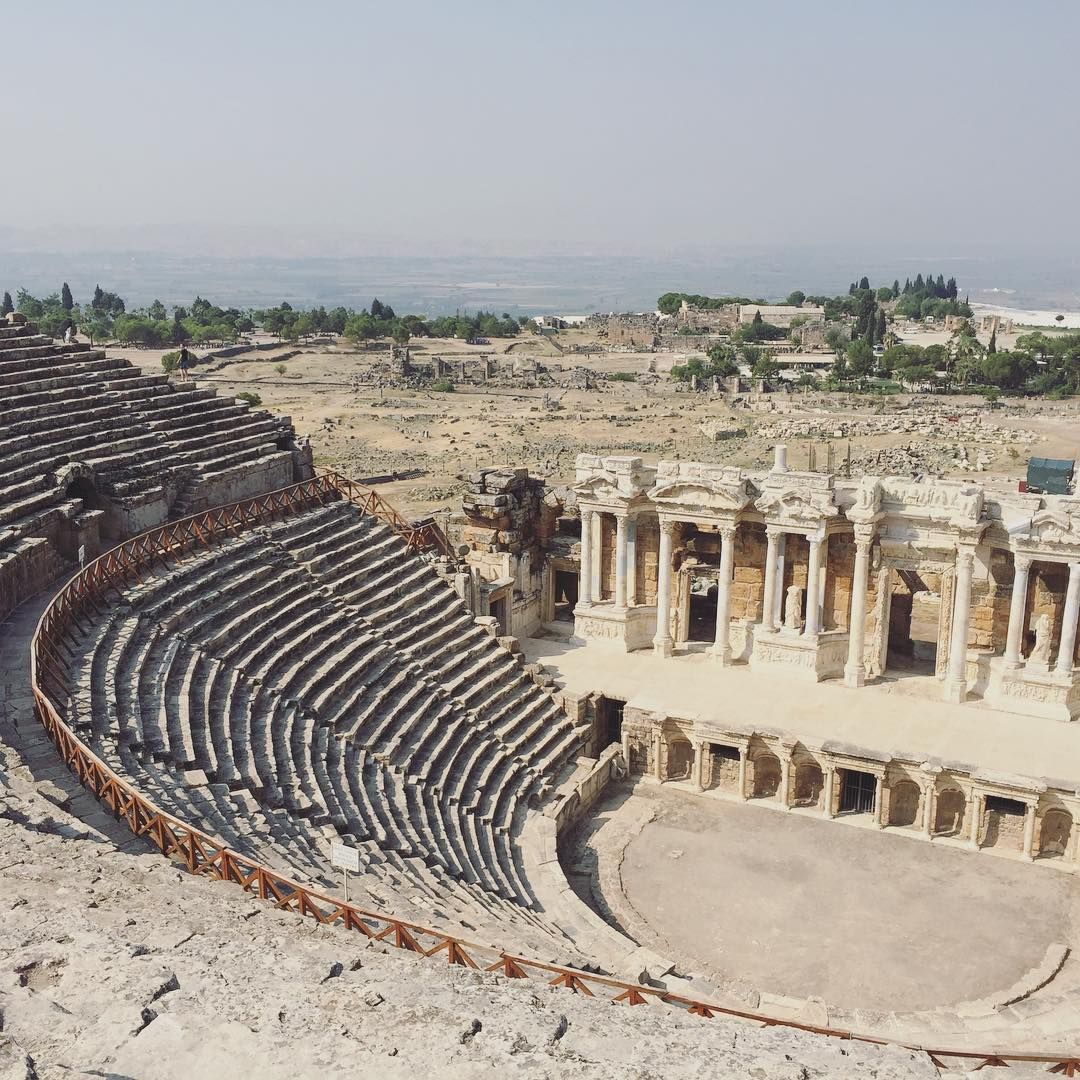 https://mdw-travel-data-us-east-1.s3.amazonaws.com/img/country/Turkey/Hierapolis/img_00.jpg