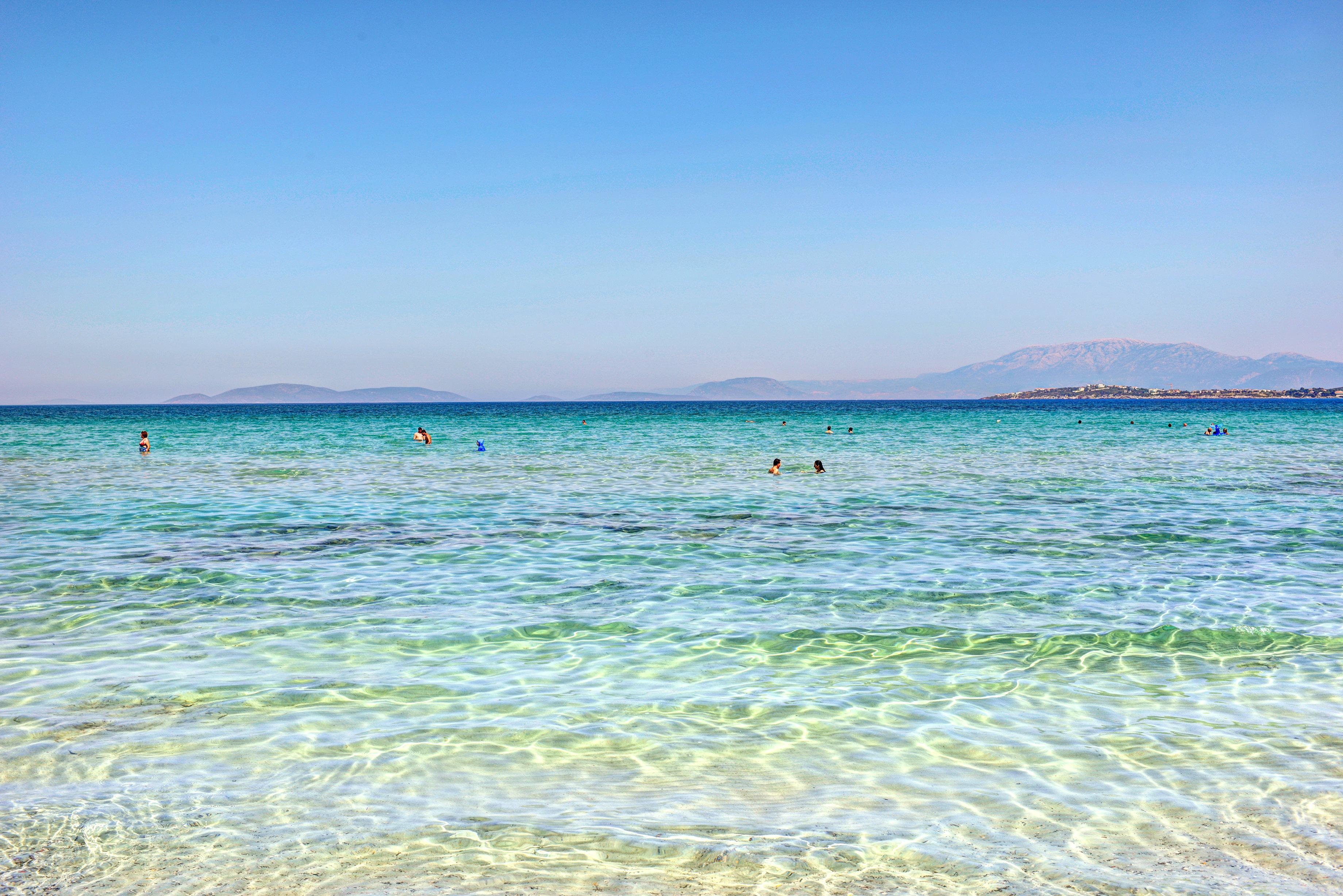 https://mdw-travel-data-us-east-1.s3.amazonaws.com/img/country/Turkey/Ilica-Beach/img_00.jpg