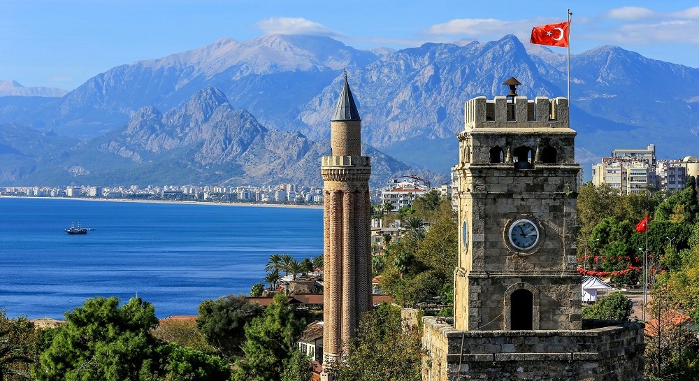 https://mdw-travel-data-us-east-1.s3.amazonaws.com/img/country/Turkey/Kaleici/img_00.jpg