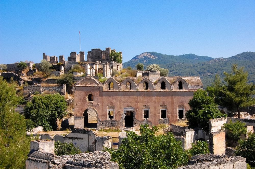 https://mdw-travel-data-us-east-1.s3.amazonaws.com/img/country/Turkey/Kayakoy/img_03.jpg