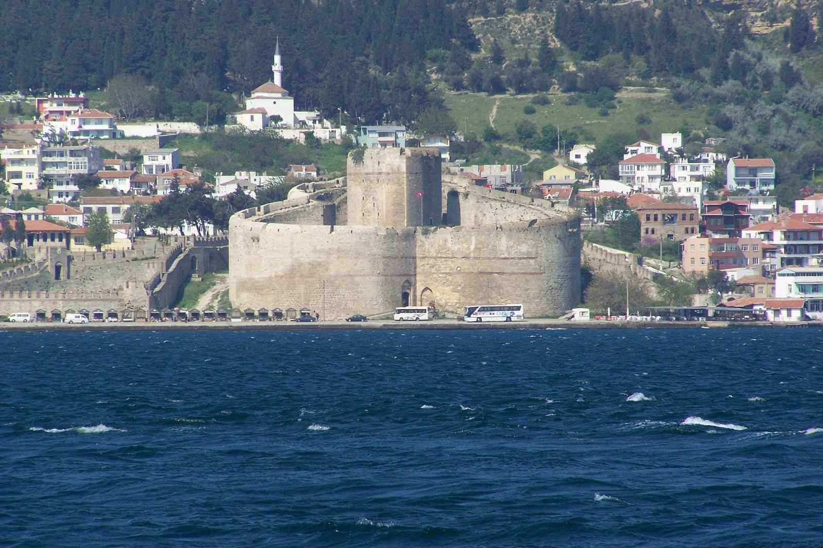 https://mdw-travel-data-us-east-1.s3.amazonaws.com/img/country/Turkey/Kilitbahir-Castle/img_01.jpg