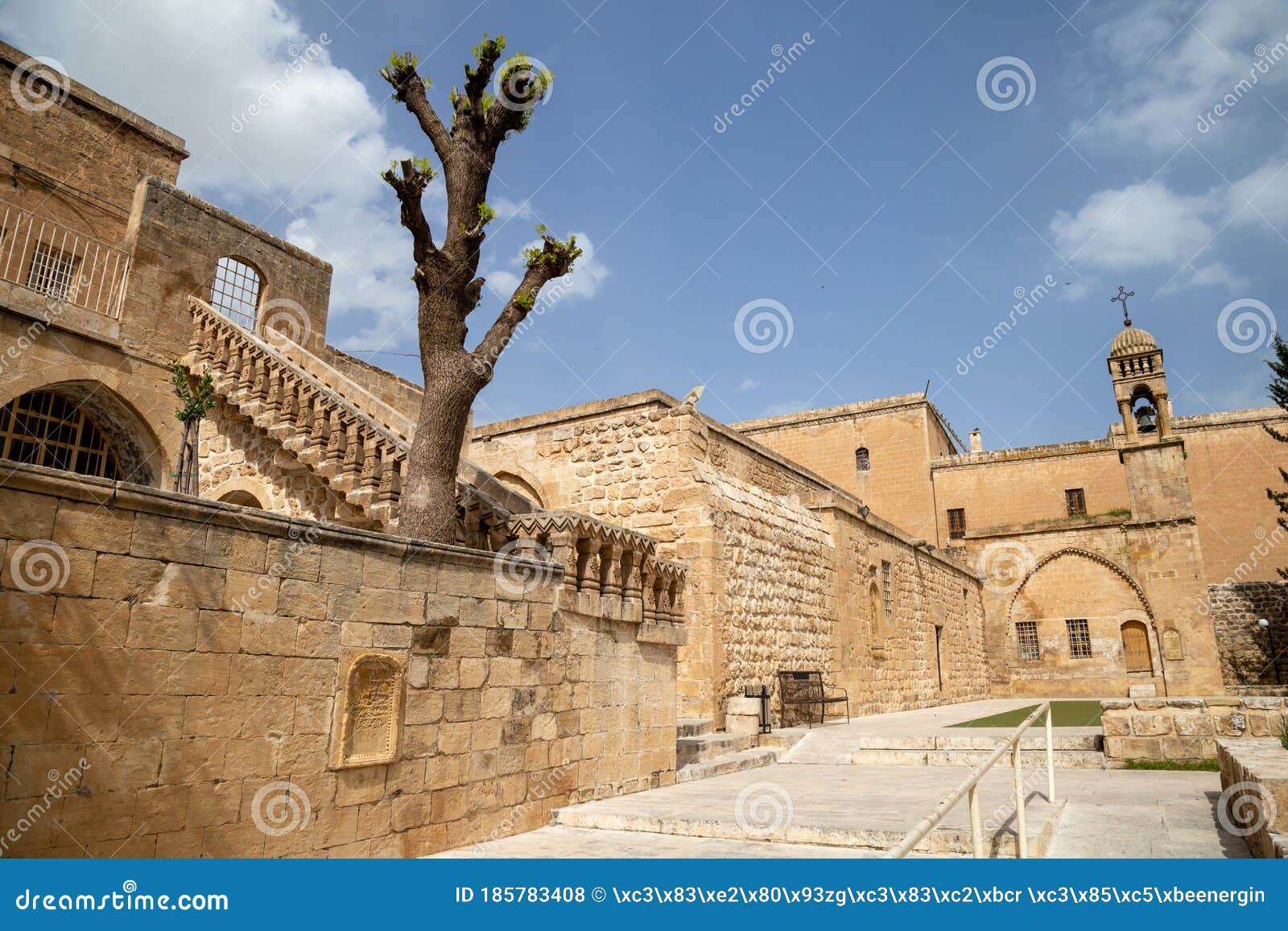 https://mdw-travel-data-us-east-1.s3.amazonaws.com/img/country/Turkey/Kirklar-Church/img_01.jpg