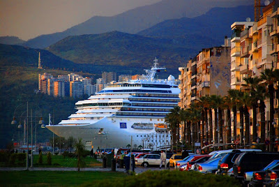 https://mdw-travel-data-us-east-1.s3.amazonaws.com/img/country/Turkey/Kordon/img_02.jpg