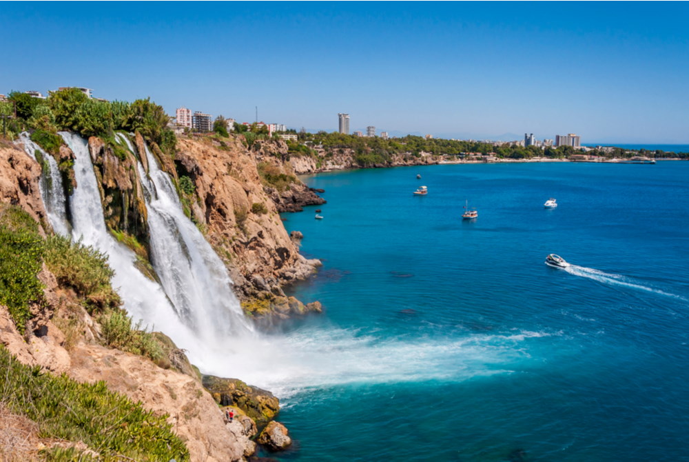 https://mdw-travel-data-us-east-1.s3.amazonaws.com/img/country/Turkey/Kursunlu-Waterfall/img_01.jpg