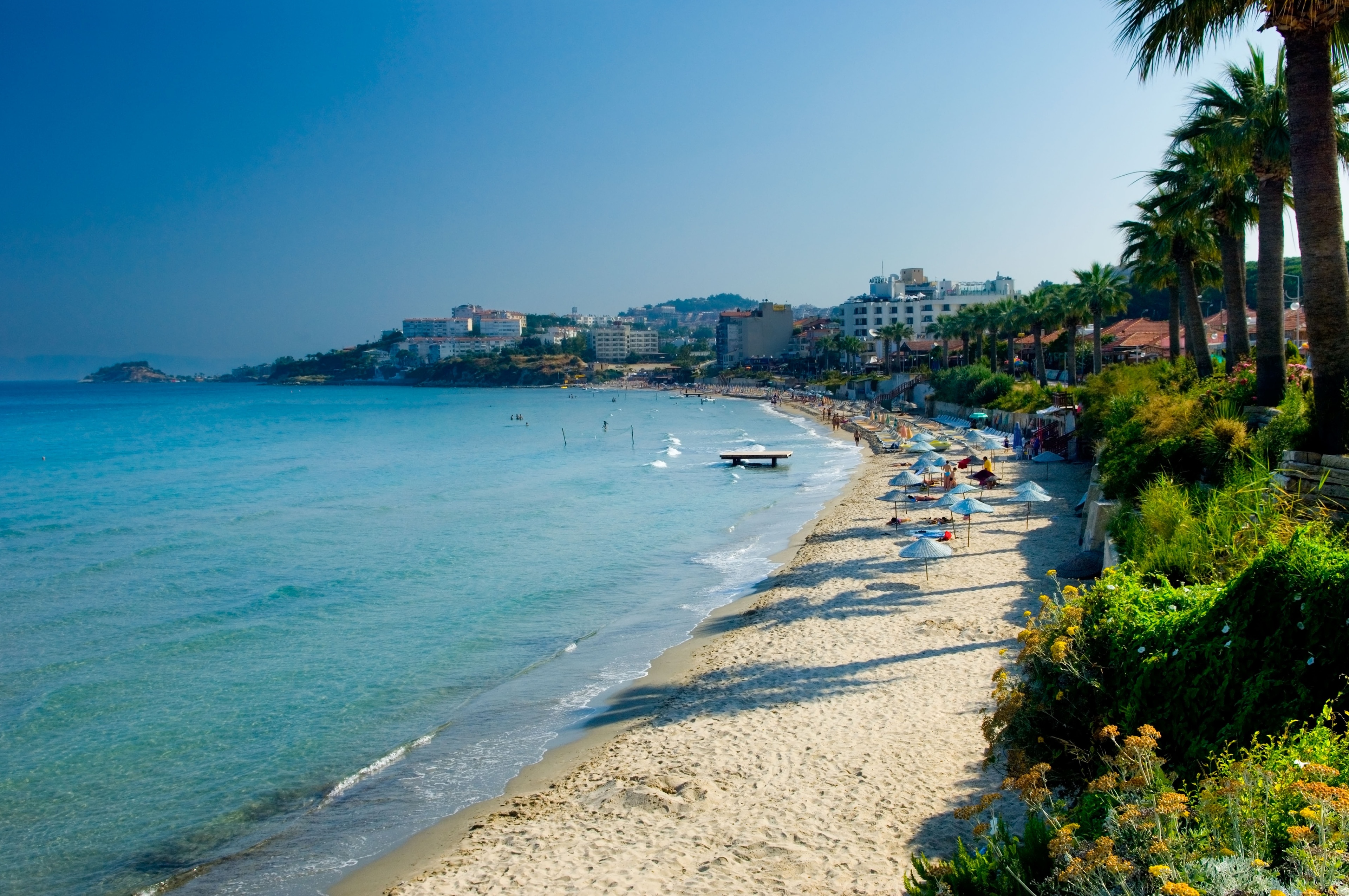 https://mdw-travel-data-us-east-1.s3.amazonaws.com/img/country/Turkey/Kusadasi-Long-Beach/img_03.jpg